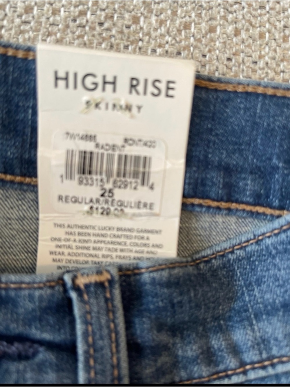 Lucky Brand High-Rise Button-Fly Jeans in Medium Wash Blue - Picture 2 of 4